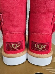 UGG Toddler Boots Bailey Button in Scarlet Color US Size 6, US Size 7