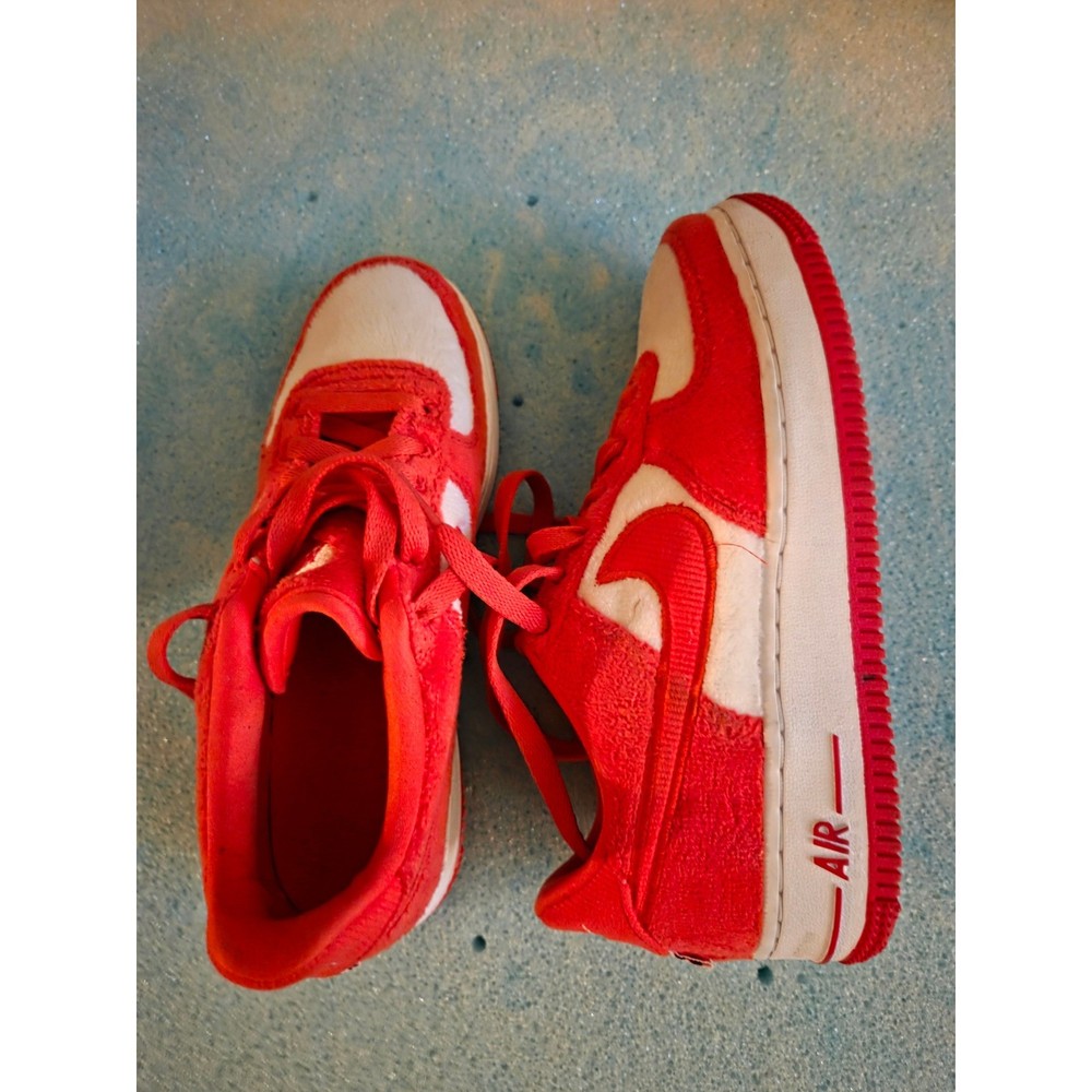 Nike Air Force 1 Low Valentines Day 2024 Red White Fleece GS FZ3552-612 Size 4Y