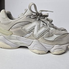 New Balance 9060 Reflection White / Silver PC9060LL Size 2