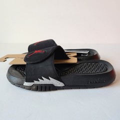 Air Jordan Hydro V Retro Black Fire Red Silver 555511-061 Size 5Y Youth Slides