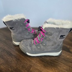 Sorel Whitney Kids Grey Suede Felt Waterproof Winter Boots Pink Bungee Faux Fur
