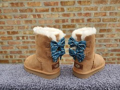 UGG Bailey Bow Zig Zag Little Kids US Size 8 Chestnut Color New No Box