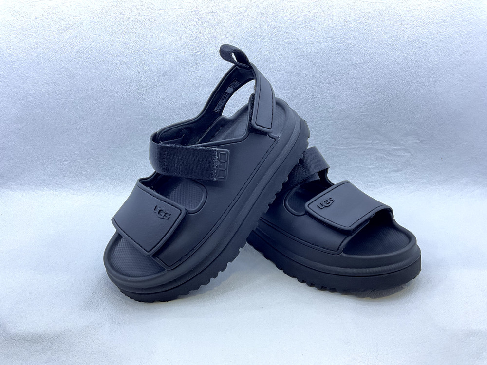 UGG Kids Sz. 1 Goldenglow Sandals Black 1152813K EUC