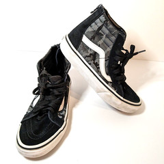 Vans Off The Wall, Camo and Black, Kids Size 2, Zip Back, High Top w Suede Toe