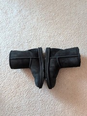 UGG Classic Shearling Boots Black With Box Worn Once Perfect Condition