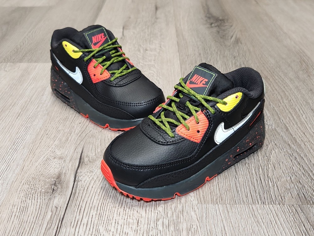 Nike Toddler Sneaker Air Max 90 LTR Kid 10C Black Asparagus Red Green DC2102-001