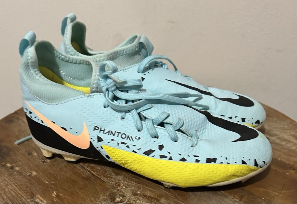 Nike Soccer Cleats Phantom