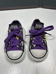 Converse Kids Size 7 Batman DC Comics Villain SAMPLE PAIR Low Top Shoes Youth