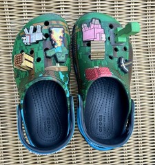 Minecraft crocs kids c11