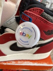 Air Jordan 1 Retro OG High Chicago Lost and Found Size 6.5y