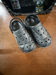 Classic Clogs/water Shoes Lightweight Size 13 Little Kids Black With Jibbitz