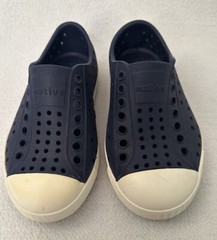 NATIVE Jefferson Shoe Regatta Blue Shell White Kids C8 Slip-on Waterproof $40