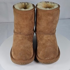 Kids UGG Boots Tan Suede Sheepskin Lined Winter Warm Size 10