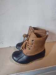 Epic Step Kid’s Duck Boots Size 7