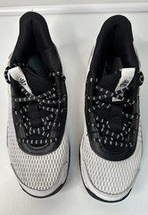 Under Armour Curry White / Black Mesh Basketball Shoes 4Y Breathable
