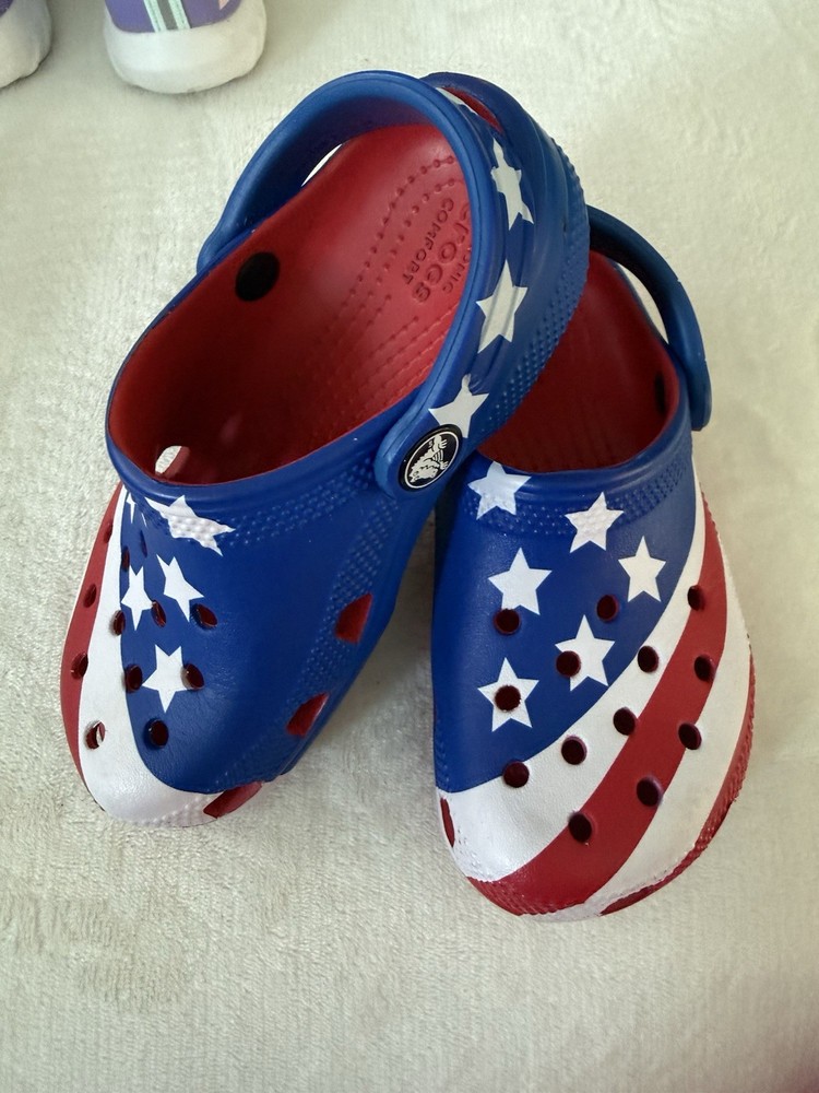Crocs Classic American Flag Clog Children Size 11