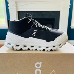 Sz 4Y On Cloudhero Mid Waterproof Mid Top Athletic Hiking Sneakers Black/White