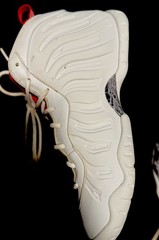 Size 4 (GS) – Nike Little Posite One Mid USA Moon Brand new no box lid