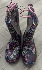 K KomForme Kids Rain Boots, Waterproof Boots Easy-on Handles size 2