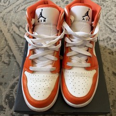 Air Jordan 1 Mid SE GS DM4228-800 BG Electro Orange Metallic Black High OG Retro