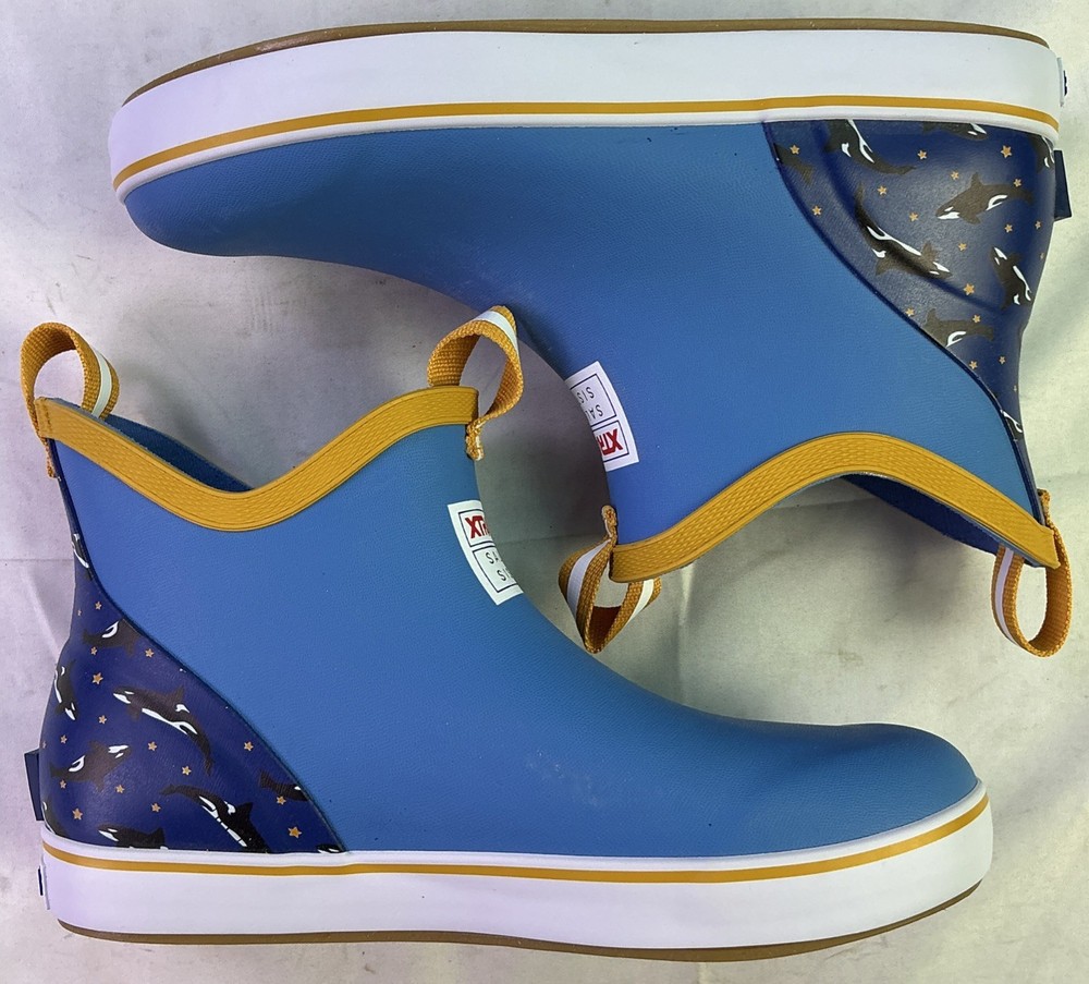 Xtratuf Kid’s Ankle Deck Boots-Light Blue/Whale Pattern-Size: 5