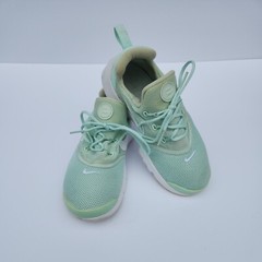 2017 Nike Presto Fly „Igloo“ Mint Green with White Swoosh Youth Shoes Size 3Y