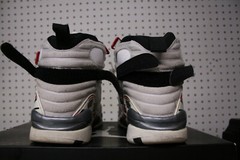 Air Jordan 8 Retro Bugs Bunny 2013 (GS) Kids Size 7y 305368103