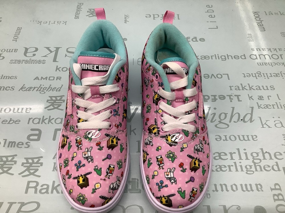 Heelys Pro 20 Prints Minecraft Shoes – Pink & Aqua Youth Size 5, Women’s Size 6