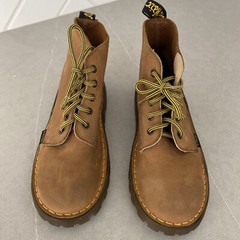 Dr Doc Martens Brown Camel Leather Air Wair Boots Bouncing Soles Youth Sz 1
