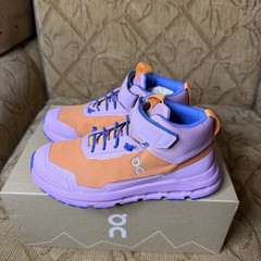 On Running Cloudhero Mid Waterproof Kids Shoes Size K 13 US