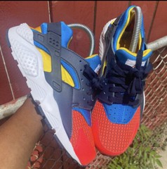 Nike Huarache Bright Crimson Running Sneakers- 4 Y ~ 5.5 W BQ7096-600