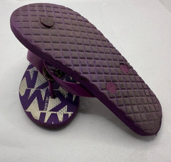 CHIC MICHAEL KORS MONOGRAM LOGO KIDS SANDALS! (SIZE 3-4Y)