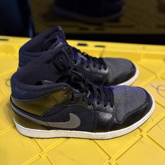 Jordan Air Jordan 1 Mid Mid Top Leather Sneakers Black Gray US 7.5 EU 40.5