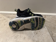 Under Armour Assert 9 AC Unisex-Child Running Shoe – 13K