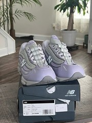 New Balance 1000 Kids Size 7 Purple / Grey