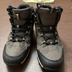 Highland creek riptide Outdoor Hiking Boots Boy Girl 3M Brown Black Non Slip