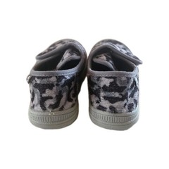 NWT Oomphies Children’s Camo Slip Ons Size 8