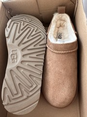 UGG Kids Classic Micro II Boots Chestnut Big Kids Size 2Y