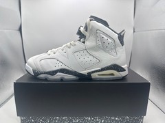 Air Jordan 6 Retro Reverse Oreo Kids‘ Sneakers 7Y