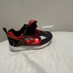 Cars Lightning McQueen Light-Up Hook & Loop Low Top Sneakers Kids US 8 Black/Red