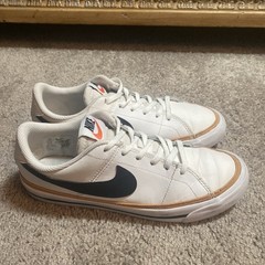 Size 5.5 (GS) – Nike Court Legacy Low White Desert Ochre