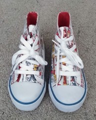 2005 Kids Bazooka Joe Comic Bubble Gum Graphic Sneakers (Size 11)