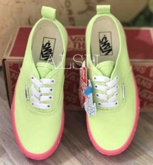 VANS Authentic Elastic Brain Wall Green Pink Sneakers Kid’s Size 11 VN0A38H4URQ