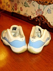 2017 AIR JORDAN 11 RETRO LOW BG „CAROLINA“ 528896-106 US YOUTH SZ 4Y NICE!!