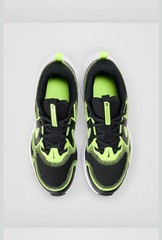 Nike Cosmic Runner (GS) Black Volt Wolf Grey Sneakers Unisex Kids 7Y HM4402-005