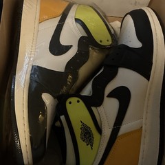 Jordan Air Jordan 1 High Top Leather Sneakers Black White Yellow Kids 7Y