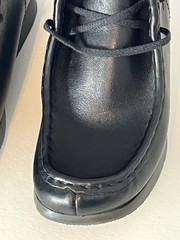 Clarks Wallabee Boot Smooth Black Leather Size 2.5 KIDS / JUNIORS