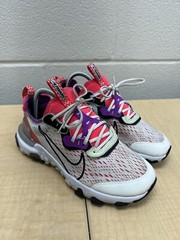 Nike React Vision Running Shoes Bolt Laser Crimson CD6888-102 White Pink Sz 5Y