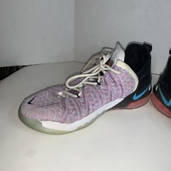 Nike LeBron XVIII 18 Graffiti Basketball Shoes CW2760-900 GS Youth Size 5.5Y 203