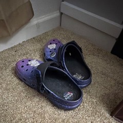 Space jam Crocs limited edition Classic Clog Unisex Kids US 6 Purple/Blue